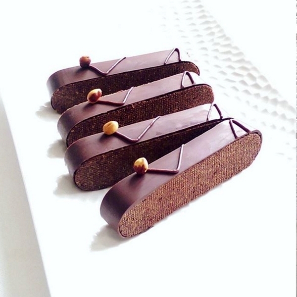 de Buyer - Oval pastry ring - height 2 cm - Valrhona de Buyer - Oval pastry ring - height 2 cm - Valrhona