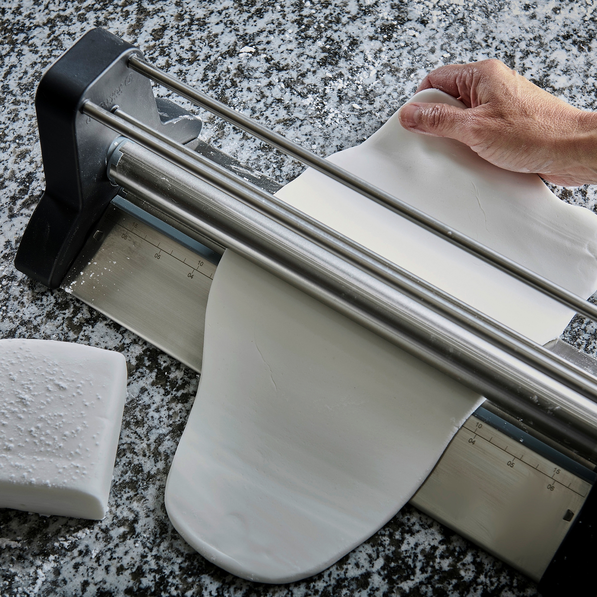 de Buyer - Teigausrollmaschine - LE LAMINOIR de Buyer - Teigausrollmaschine - LE LAMINOIR