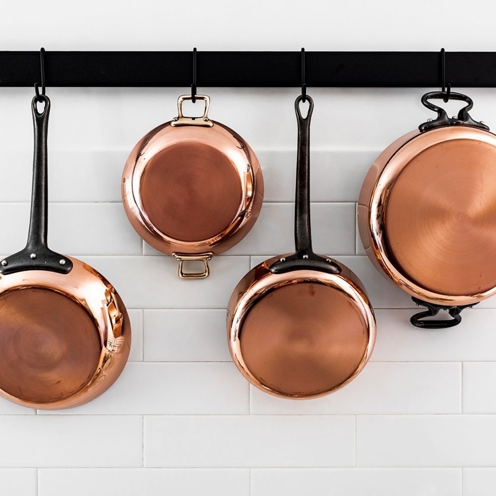 de Buyer - Sauté-pan with cast iron handle