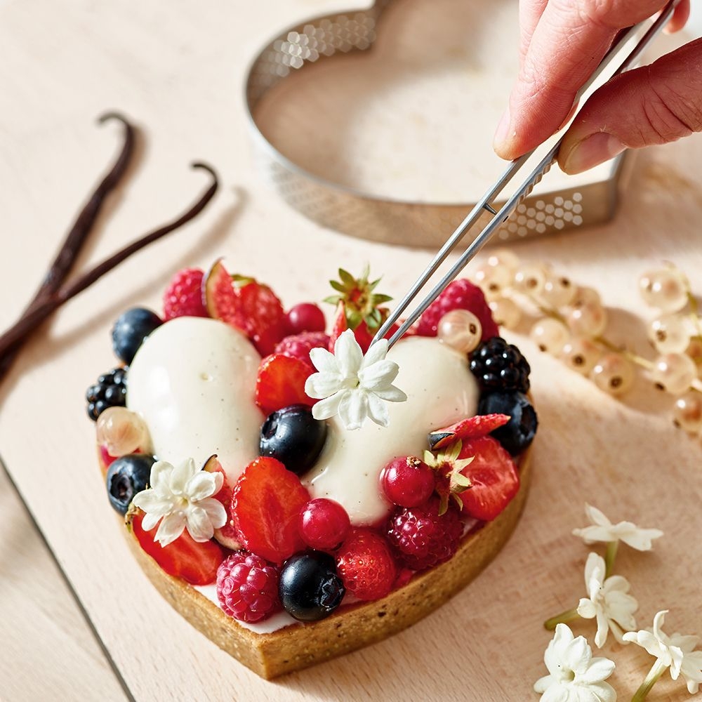 de Buyer - ''Heart'' pastry ring - height 2 cm - Valrhona de Buyer - ''Heart'' pastry ring - height 2 cm - Valrhona